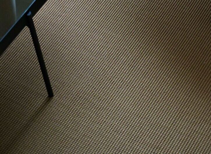 Inhemsk matta för allergikers vardagsrum